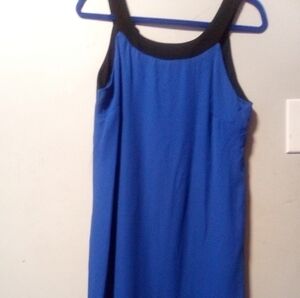 MILLIBON brand NWT Ladies sleeveless blue flowing dress with black trim. Size L
